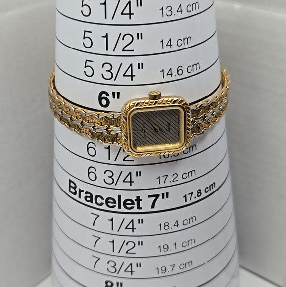 Womens Vintage Hamilton Seville Quartz Gold Tone Watch 8858 New Battery Petite - Picture 6 of 9